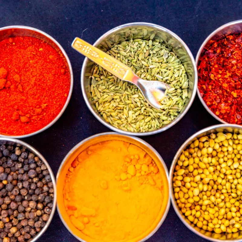 أفضل اعشاب الطبيعية لعلاج الغثيان والقيء